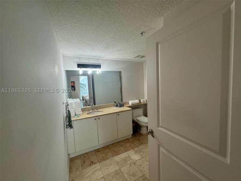 Apartment for rent at Sail at Brickell 1108