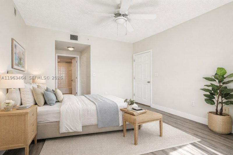 Comprar apartamento no Cite On The Bay 304