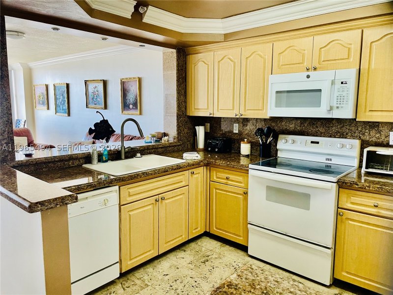 Apartment for rent at Club Atlantis 2006