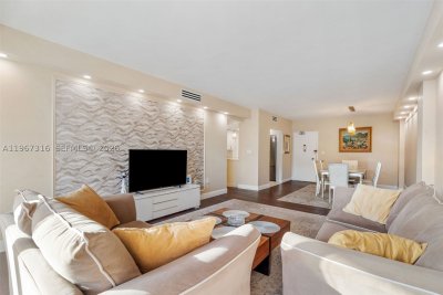 Aluguel de apartamento no The Hemispheres 9G