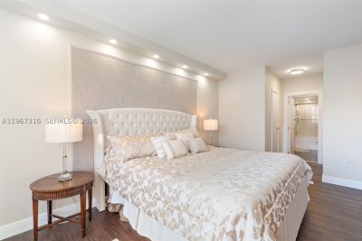 Aluguel de apartamento no The Hemispheres 9G