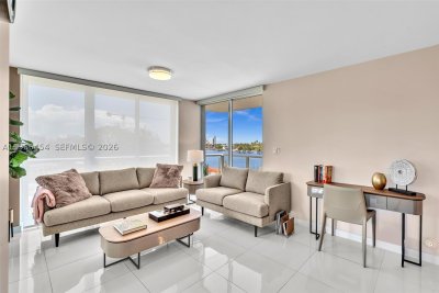 Alquiler de apartamento en Alana Bay Harbor Island 403