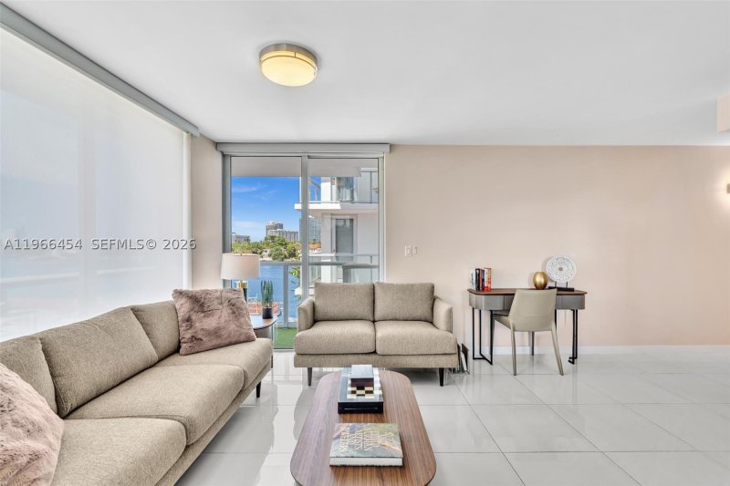 Alquiler de apartamento en Alana Bay Harbor Island 403