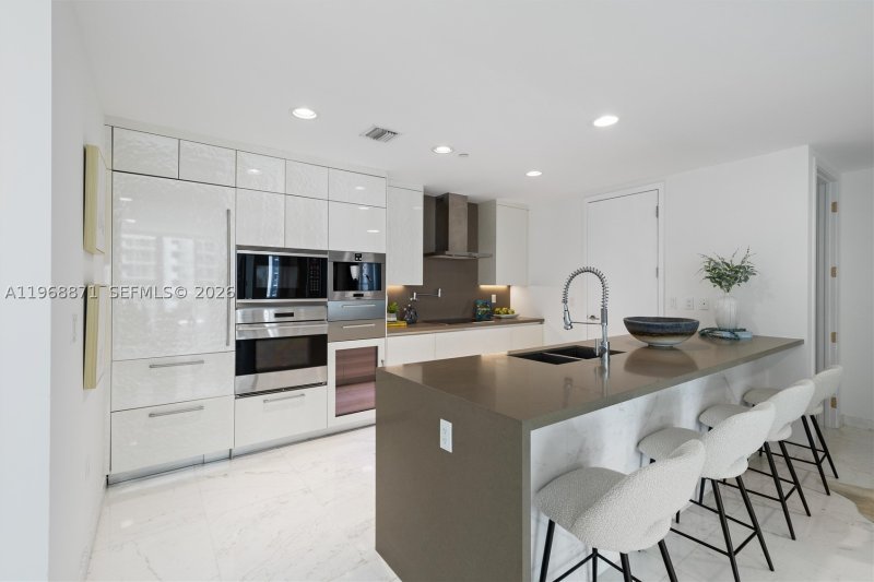 Condo for sale at Chateau Beach Residences 703