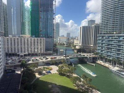 Comprar apartamento no Icon Brickell Tower I 1504