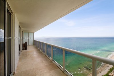 Aluguel de apartamento no Beach Club Two 4204