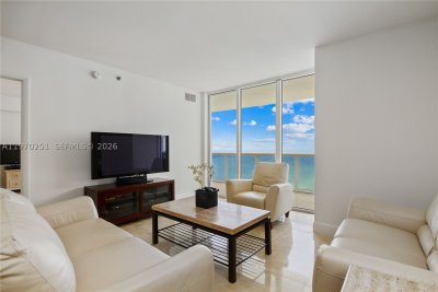 Aluguel de apartamento no Beach Club Two 4204