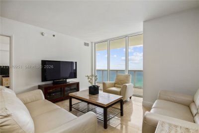 Aluguel de apartamento no Beach Club Two 4204