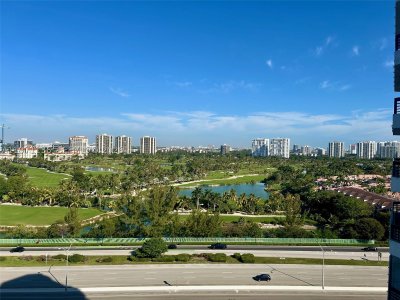 Comprar apartamento en Mystic Pointe 600 1607