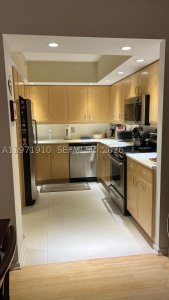 Comprar apartamento no 5600 Collins 7Y