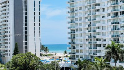 Comprar apartamento no 5600 Collins 7Y
