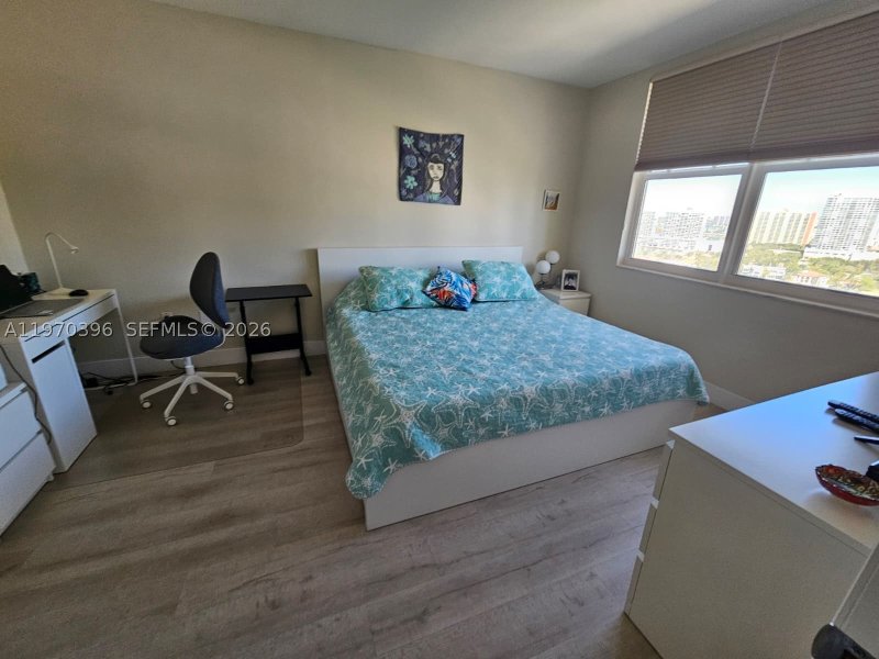 Condo for sale at Arlen House 2101