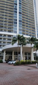 Comprar apartamento no Beach Club One 3007