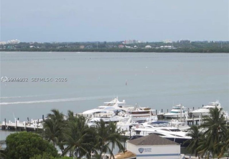 Condo for sale at West Bay Plaza 1107
