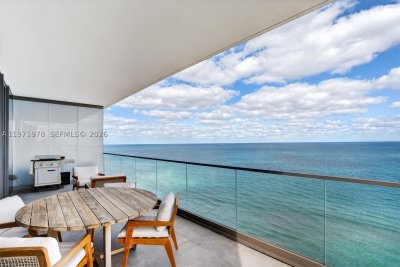 Comprar apartamento no 2000 Ocean 14B
