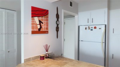 Aluguel de apartamento no Arlen Beach 803