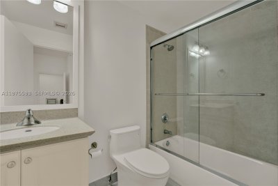 Comprar apartamento en Aventura Marina 1108