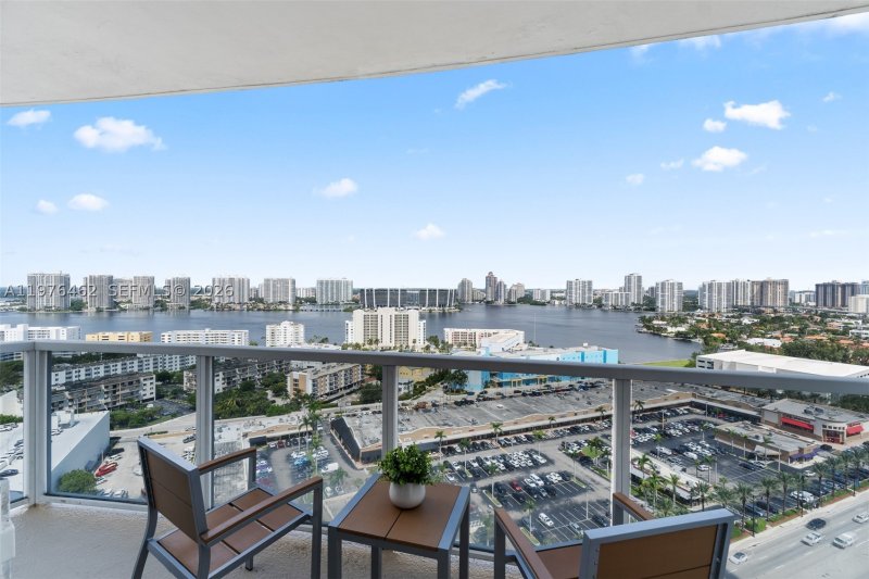 Condo for sale at Trump International Sonesta Beach Resort 2001