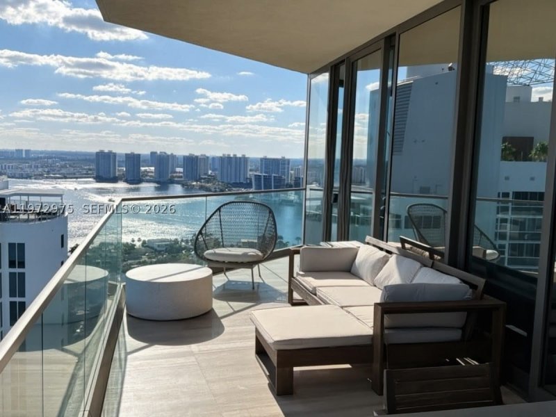Condo for sale at Residences by Armani / Casa 3004