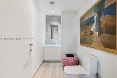 Comprar apartamento en Eighty Seven Park 404
