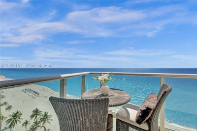 Alquiler de apartamento en The Wave Condo 1510
