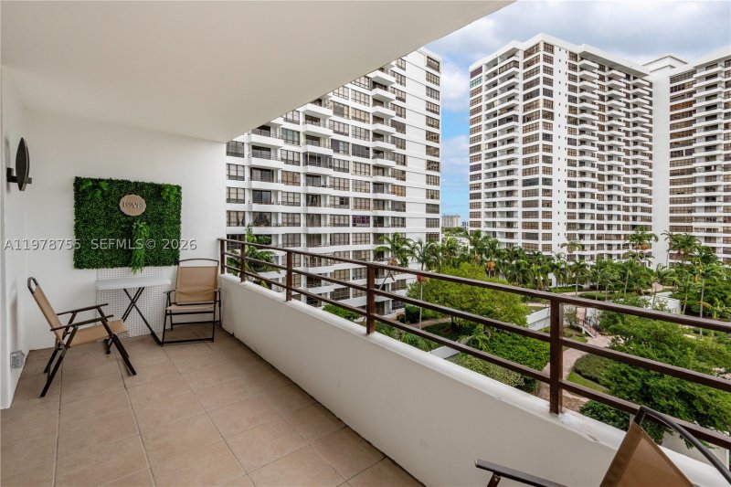Condo for sale at Olympus Towers 612