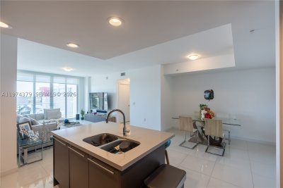 Comprar apartamento no Midtown Doral 721