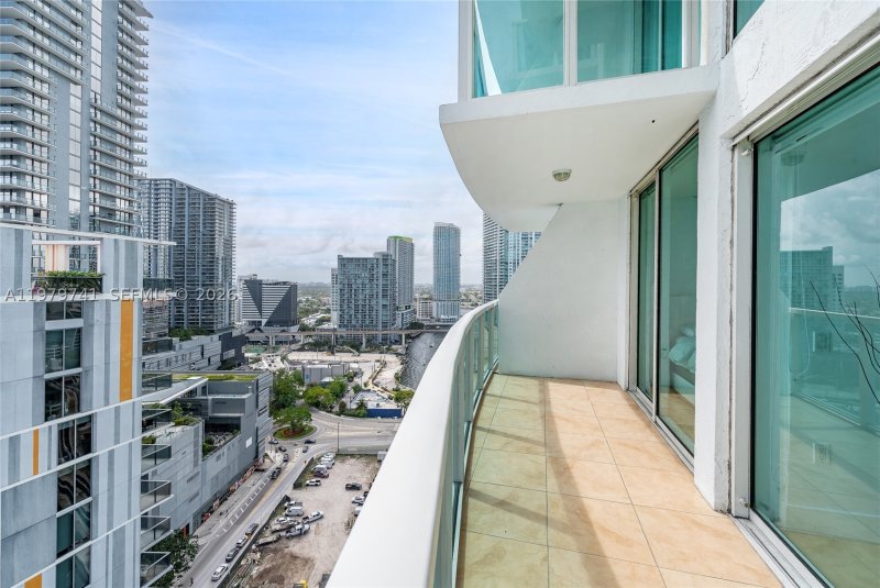 Alquiler de apartamento en Brickell on the River South 1508