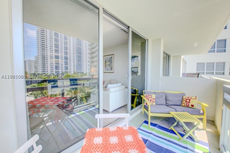 Apartment for rent at Flamingo 528S