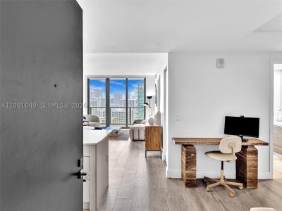 Comprar apartamento no Hyde Midtown 2102
