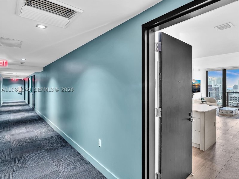 Condo for sale at Hyde Midtown 2102