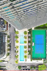 Comprar apartamento en SLS Lux Brickell 1203