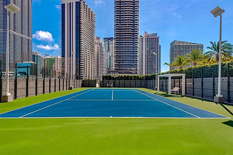 Comprar apartamento en SLS Lux Brickell 1203