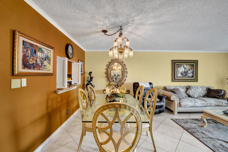 Condo for sale at Playa Del Mar Apt 1804