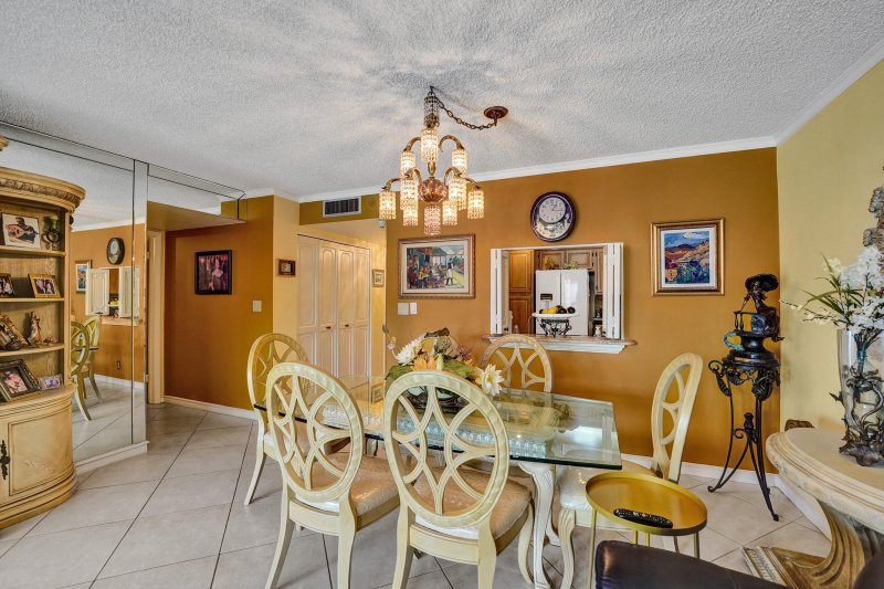 Condo for sale at Playa Del Mar Apt 1804