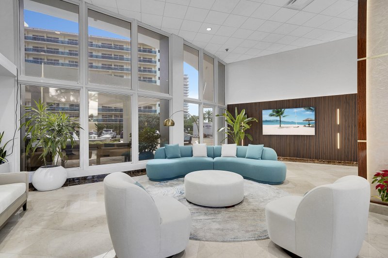 Condo for sale at The Galleon 305