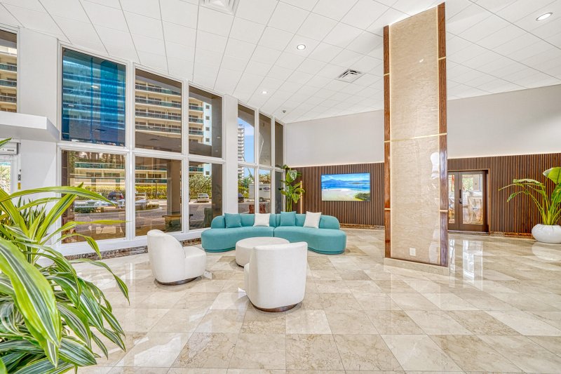 Condo for sale at The Galleon 305