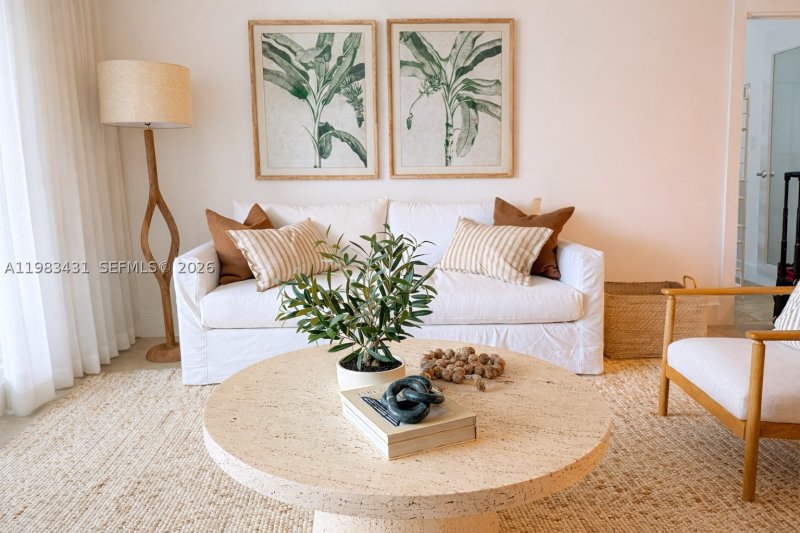 Alquiler de apartamento en Roney Palace 1501
