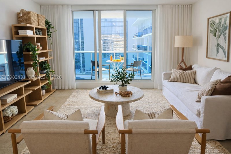 Alquiler de apartamento en Roney Palace 1501