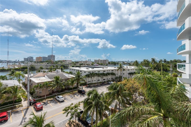 Comprar apartamento en 360 Condominium East 502