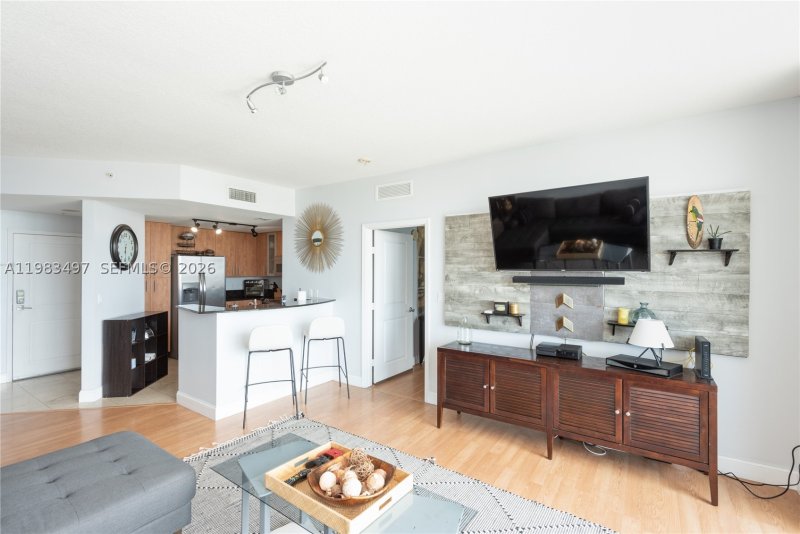 Comprar apartamento en 360 Condominium East 502
