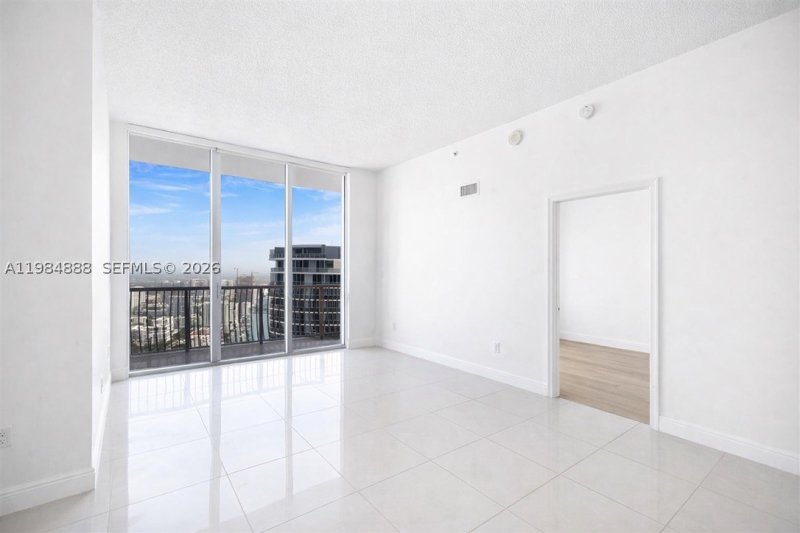 Condo for sale at Opera Tower 3811