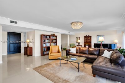 Comprar apartamento no The Cricket Club 711