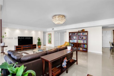 Comprar apartamento no The Cricket Club 711