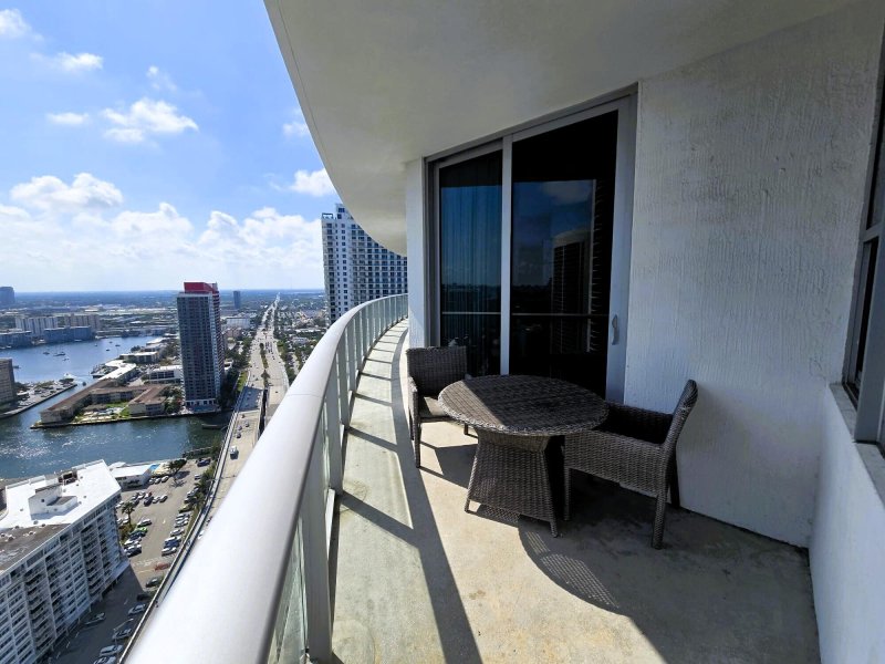 Condo for sale at Hyde Beach Resort Hollywood 3011