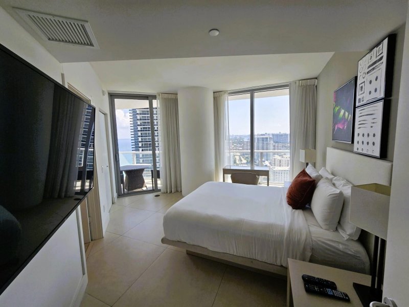 Condo for sale at Hyde Beach Resort Hollywood 3011