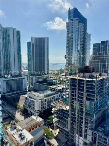 Aluguel de apartamento no E11EVEN Hotel & Residences 3006A