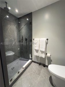 Aluguel de apartamento no E11EVEN Hotel & Residences 3006A
