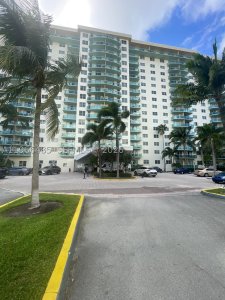 Ocean View Apt #123