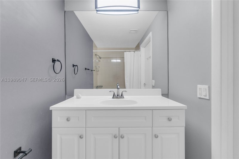 Apartment for rent at Fortune House 1611